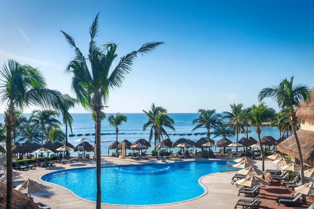 Курортный комплекс Catalonia Yucatan Beach Пуэрто-Авентурас